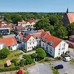 Haus Windland 24 Mit Eingezaeuntem Garten - Ideal Fuer Den Hundeurlaub * Wiek auf Rügen