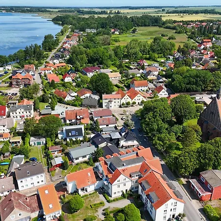 Apartment Haus Windland 24 Mit Eingezäuntem Garten - Ideal Für Den Hundeurlaub *